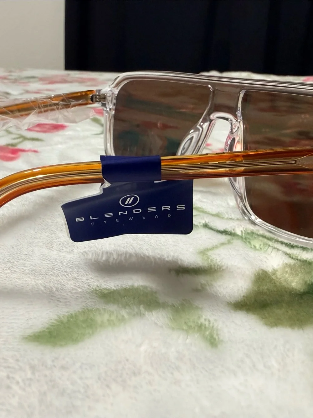 Blenders Men’s Amber-Gradient Shield Sunglasses